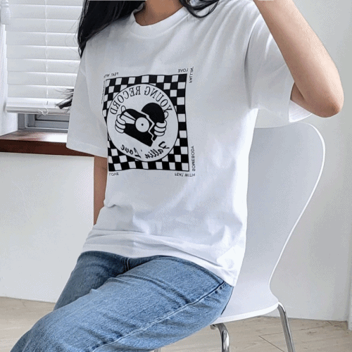 하트 체커보드 프린트 반팔 티셔츠