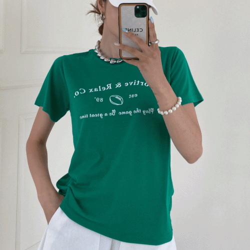 심플 럭비 레터링 라운드 티셔츠